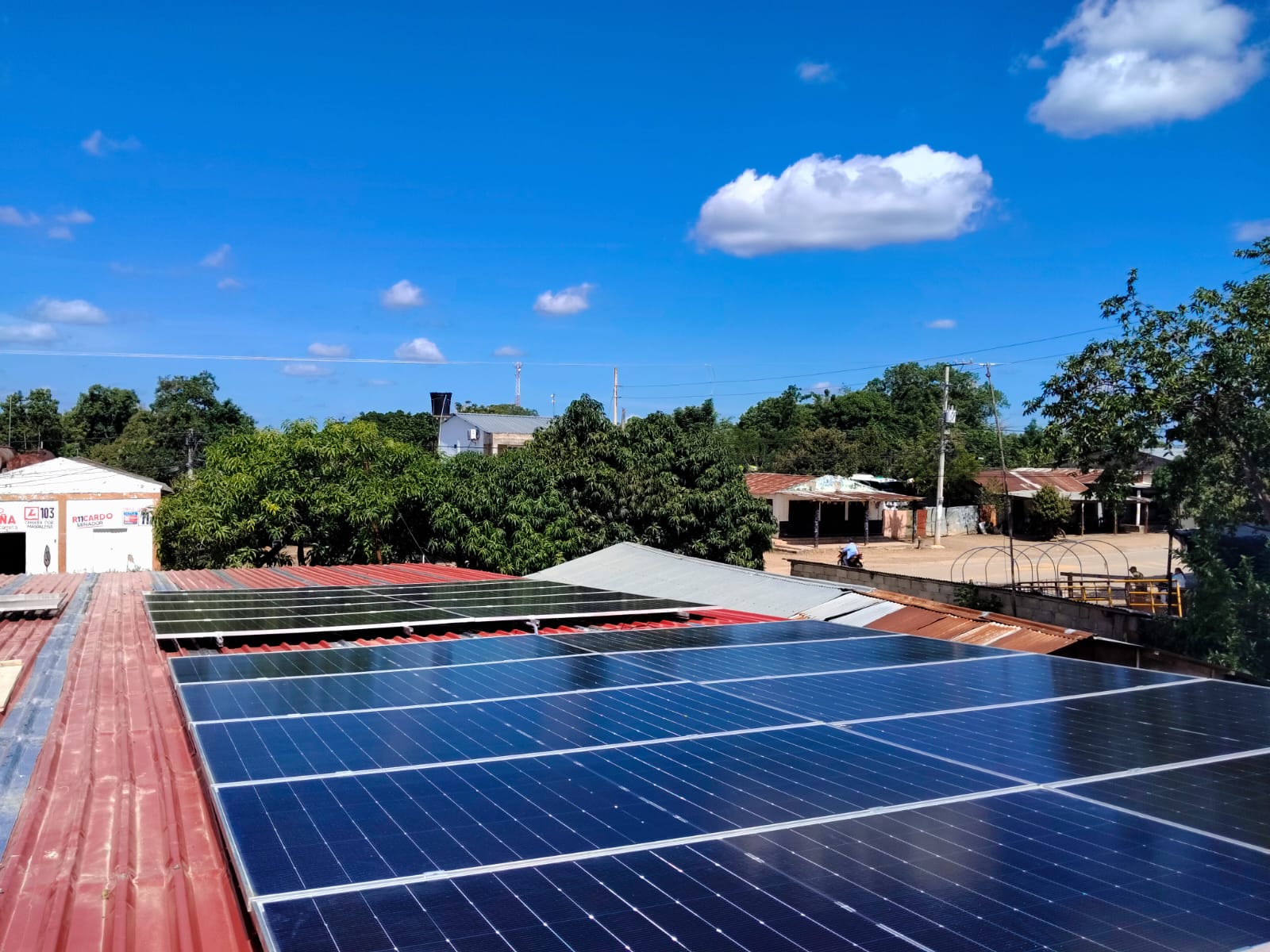 Paneles solares vista panorámica