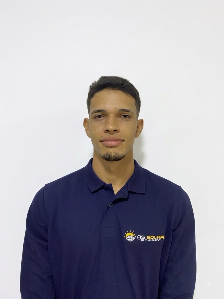 José Barraza, auxiliar eléctrico de AS Solar Energy